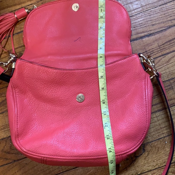 Authentic Michael Kors Leather Crossbody purse - Picture 9 of 11